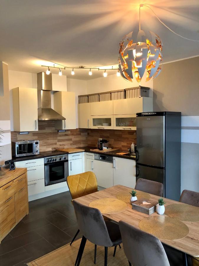 Fewo Atterseeperle - 80M2 Mit See- Und Gebirgsblick Щайнбах ам Атерзее Екстериор снимка