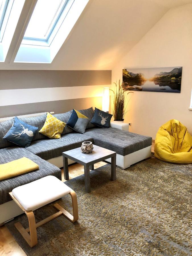 Fewo Atterseeperle - 80M2 Mit See- Und Gebirgsblick Щайнбах ам Атерзее Екстериор снимка